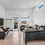 Clarabelle - 1-2km From The Sea By Interhome