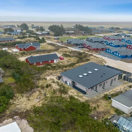 Clarabelle - 1-2km From The Sea By Interhome