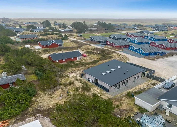 Clarabelle - 1-2km From The Sea By Interhome